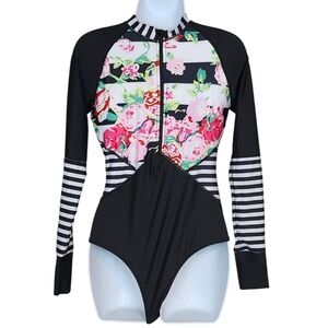 Lopie Size M Striped Floral Long Sleeve Rash Guard UV Protection Surf Suit